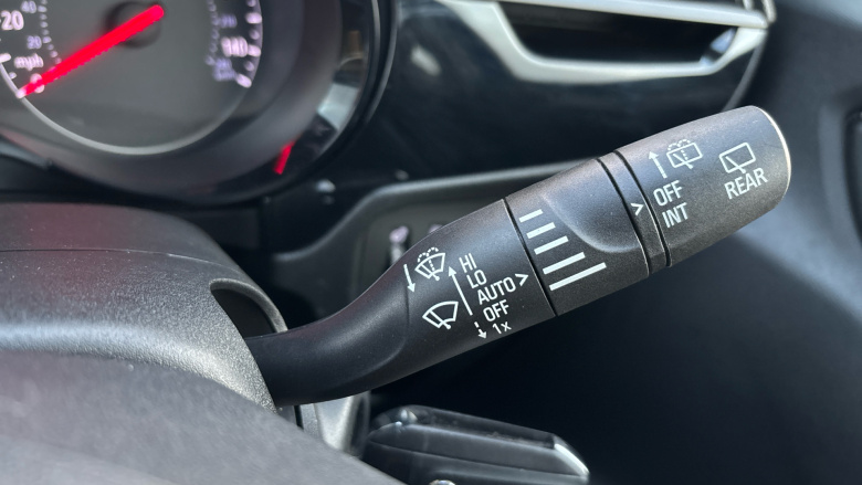 Vauxhall Corsa 1.2 Design 5dr Petrol Hatchback